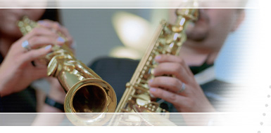 Luciano plays music